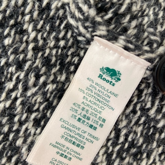 Roots Cabin Cardigan - Picture 4 of 4